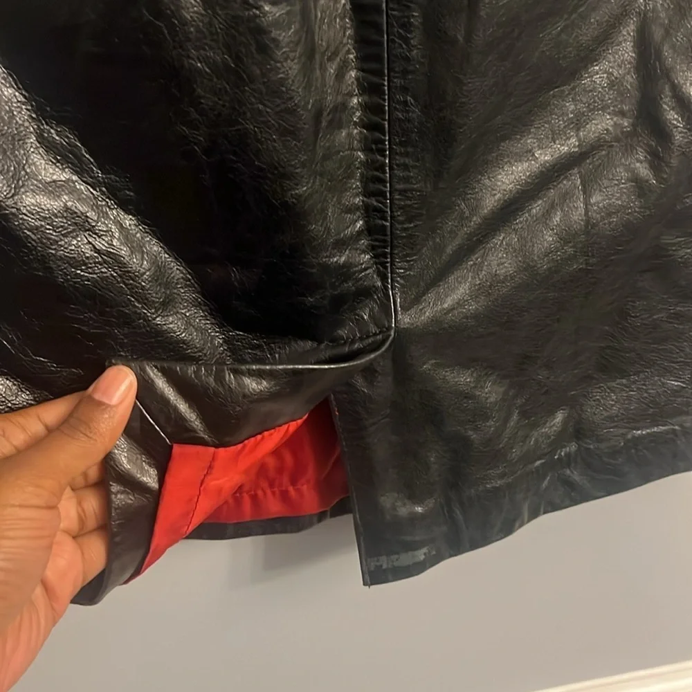 Women’s Tommy Hilfiger Black Leather with pockets skirt size 6 - Picture 3 of 6